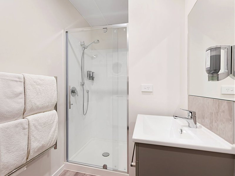 Ramada Suites By Wyndham Victoria Street WestPhoto 3