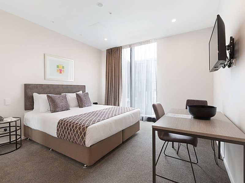 Ramada Suites By Wyndham Victoria Street WestPhoto 5