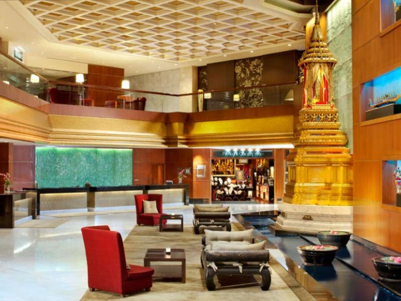 Royal Orchid Sheraton Hotel & TowersPhoto 1