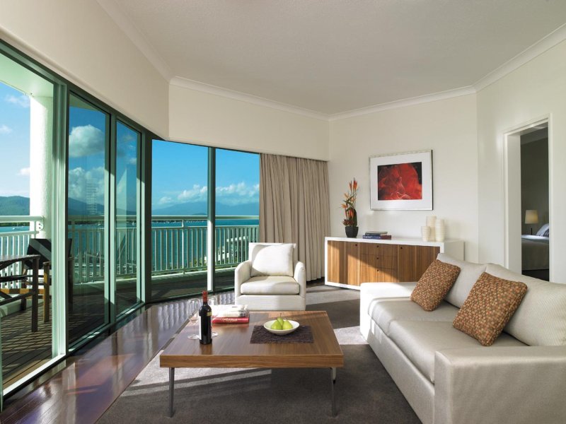 Shangri-La Hotel, The Marina, CairnsPhoto 4