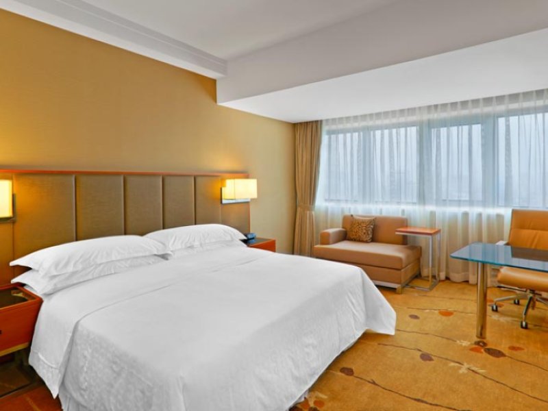 Sheraton Chengdu Lido HotelPhoto 0