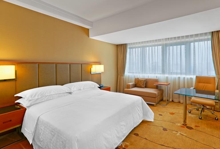 Sheraton Chengdu Lido Hotel