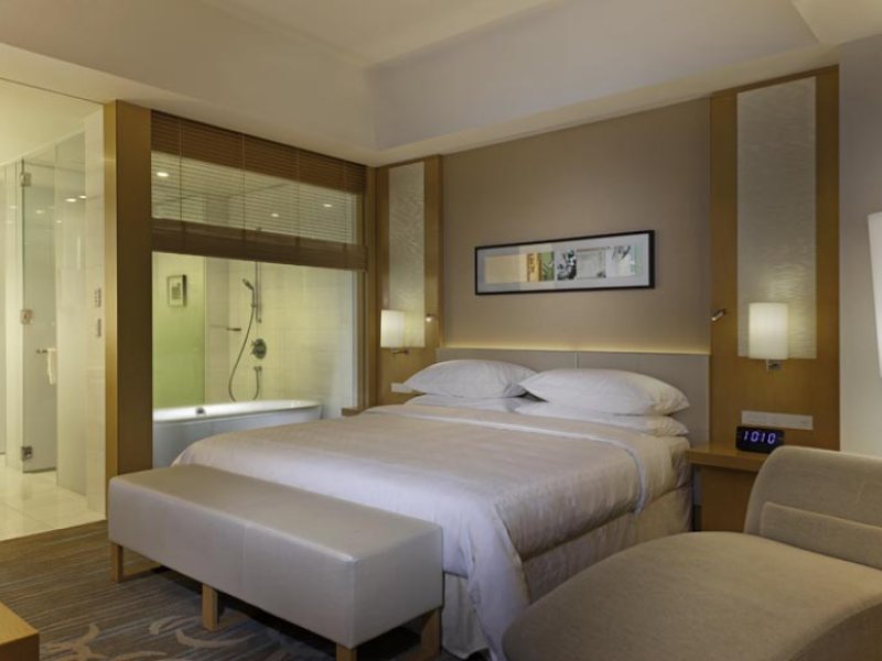 Sheraton Grand Hiroshima HotelPhoto 2
