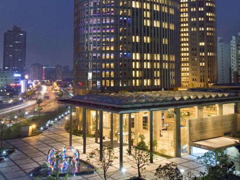 Sheraton Grand Shanghai Pudong Hotel & ResidencesPhoto 0