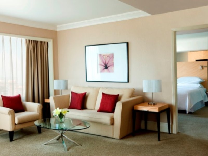 Sheraton Surabaya Hotel & TowersPhoto 4