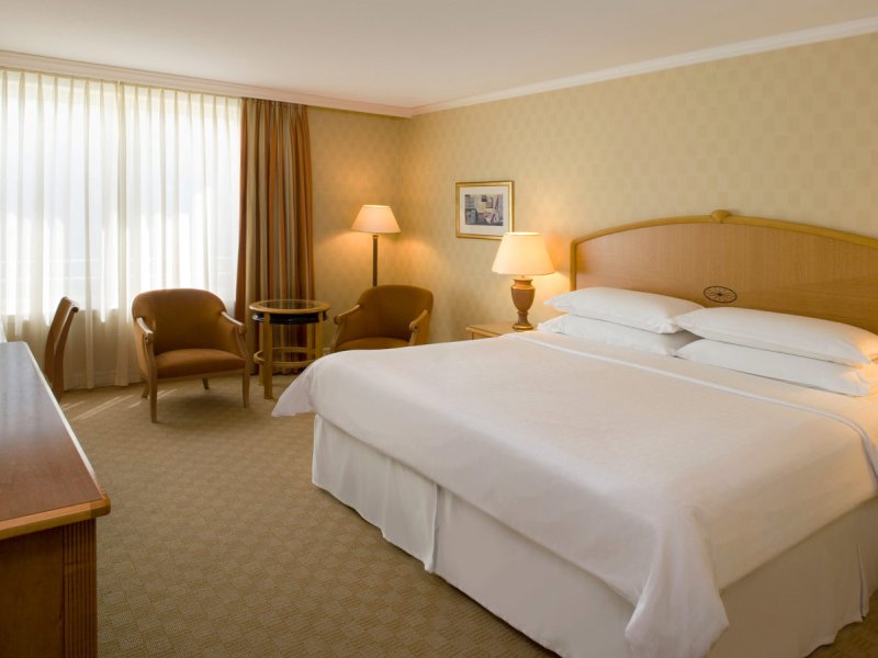 Sheraton Warsaw HotelPhoto 2