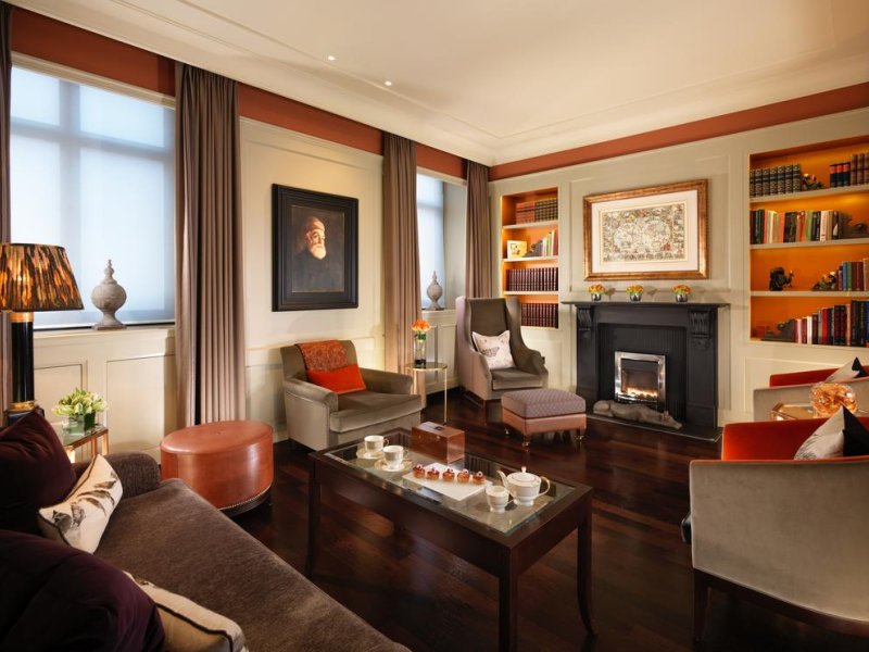 Taj 51 Buckingham Gate Suites and ResidencesPhoto 4