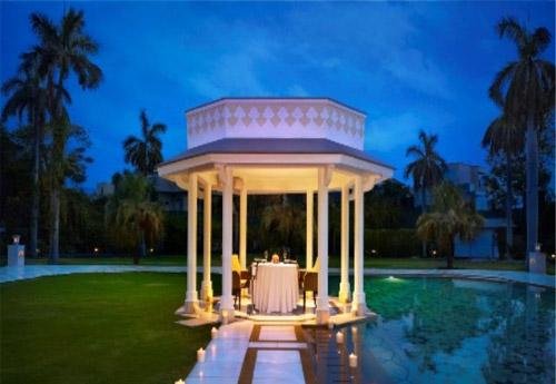Taj-View Hotel