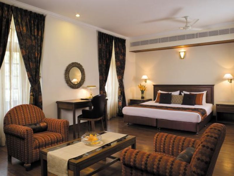 The Ambassador HotelPhoto 3