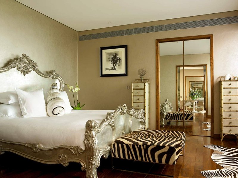 The g HotelPhoto 4