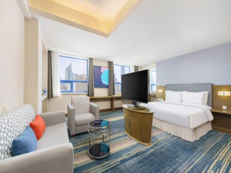 Holiday Inn Express Dalian City CentrePhoto 2