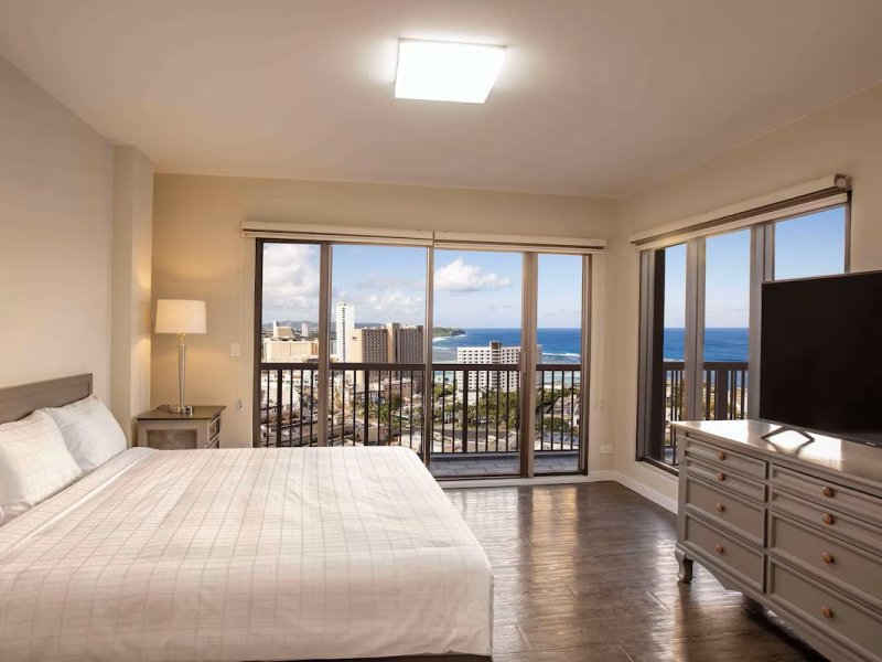 OHANA Bayview HotelPhoto 1