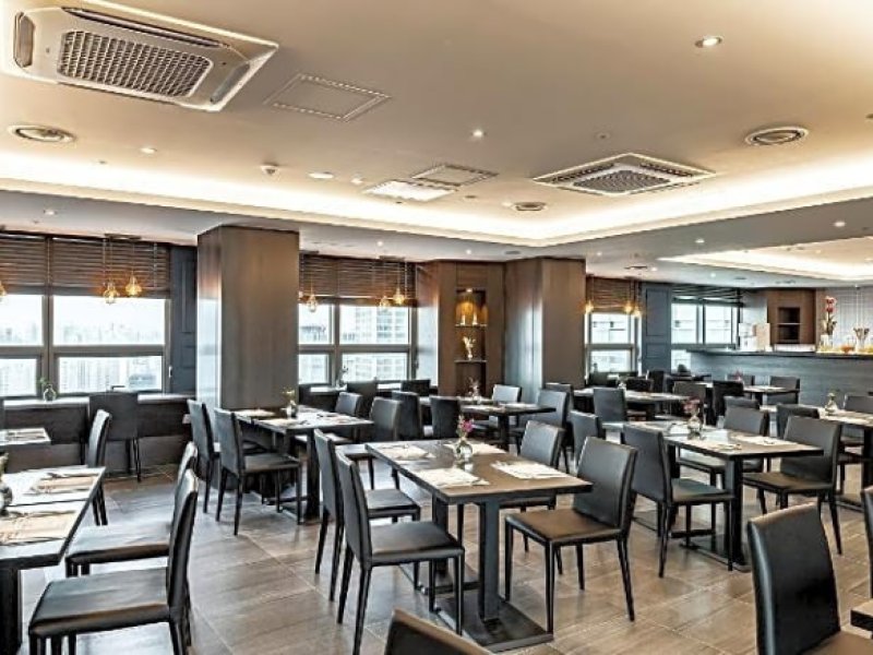 Ramada Hotel and Suites Seoul NamdaemunPhoto 3