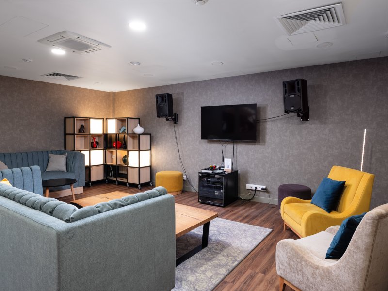 Edge VinogradovoPhoto 2