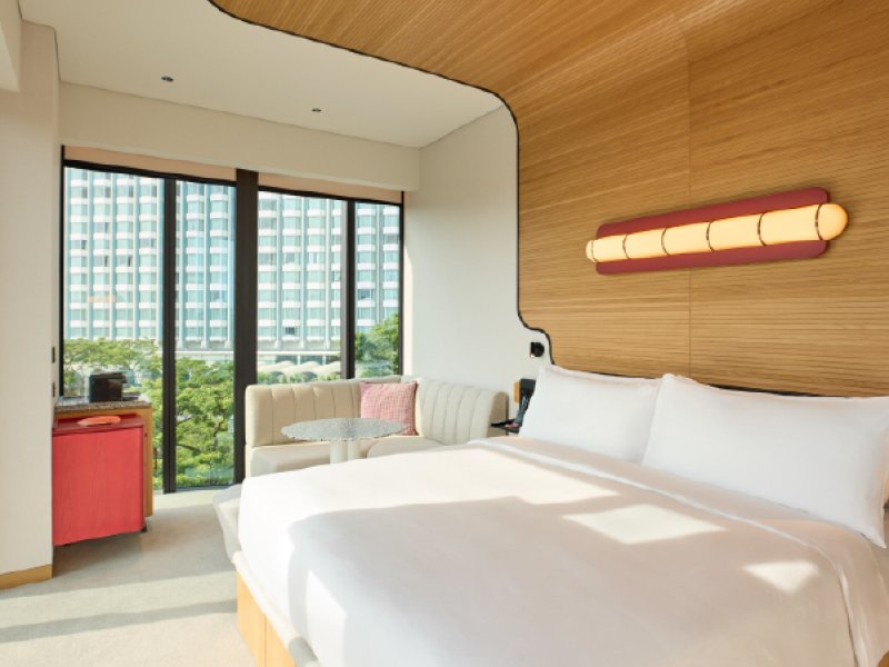 The Standard, SingaporePhoto 1