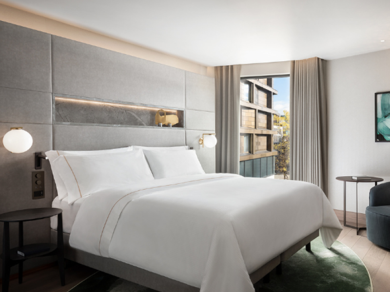 The Westin London City Hotel & ResidencesPhoto 0