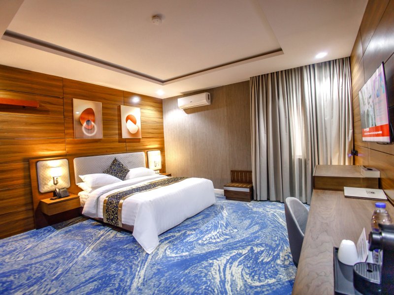 Swiss International Rancho Valeria Hotel, WarriPhoto 0
